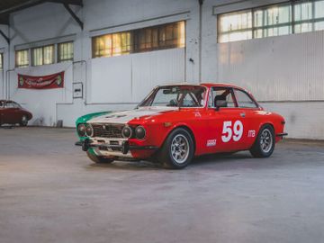 Alfa Romeo 2000 GTV, 1974