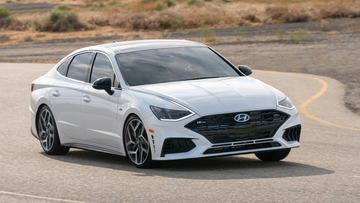 Hyundai Sonata 2.5T (Mk VIII) specs