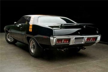 PLYMOUTH ROAD RUNNER, 2-ДВЕРНЫЙ ХАРДТОП, 1971 ГОД