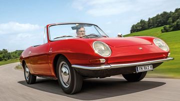 Fiat 850 Spider specs