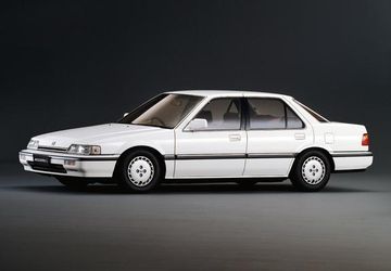 Honda Accord 2.0i (Mk III 115 PS) specs