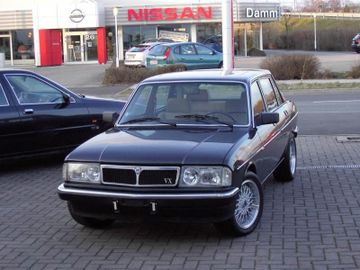 Lancia Trevi (2000 VX) specs