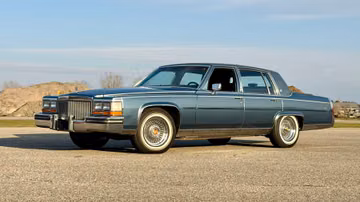 Cadillac Brougham Sedan, 1987