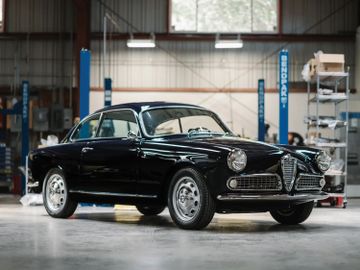 Alfa Romeo Giulietta Sprint Veloce by Bertone, 1958