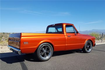CHEVROLET C-10 CUSTOM PICKUP, 1971