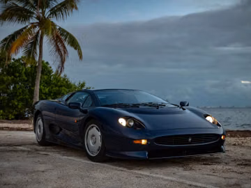 Jaguar XJ220, 1994