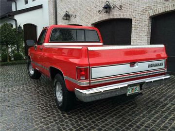 CHEVROLET SILVERADO PICKUP, 1985