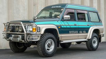 نيسان سفاري، 1996