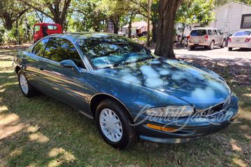 Buick Riviera Supercharged Coupe, 1995