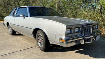 Pontiac Grand Prix SJ, 1979