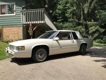 Cadillac Coupe Deville, 1989