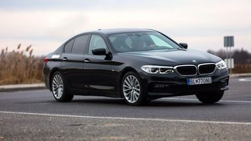 BMW 540i xDrive (G30) specs