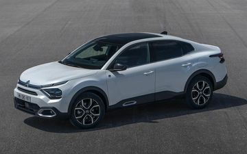 Citroen e-C4 X (156 PS) specs