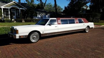 Lincoln Town Car Signature Limousine, 1989