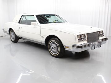 Buick Riviera Coupe, 1985