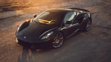 Lotus Emira Turbo specs