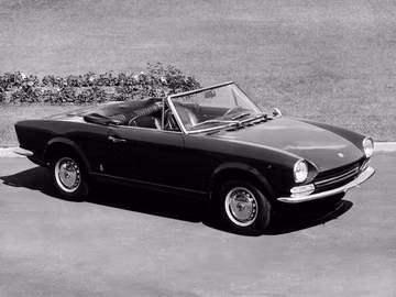 Fiat 124 Sport Spider 1600 specs