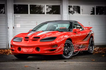 PONTIAC FIREBIRD TRANS AM CUSTOM COUPE, 2001