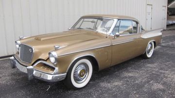 Studebaker Golden Hawk، موديل 1957