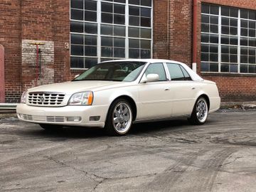 Cadillac Deville DTS, 2003