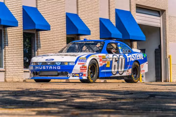 Ford Mustang NASCAR, 2011