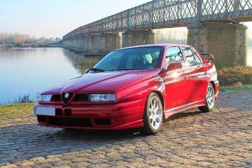 Alfa Romeo 155 TI.Z specs