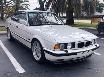 BMW M5, 1992