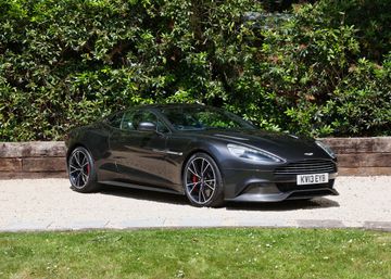 Aston Martin Vanquish, 2013