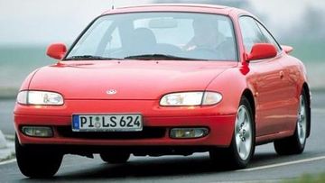 Mazda MX 6 2.0 specs
