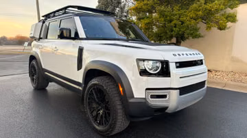 Land Rover Defender 110 S, 2022