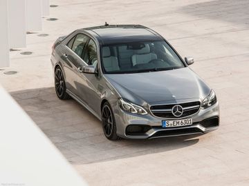 Mercedes-Benz E 63 AMG S (W212 facelift) specs