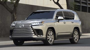 Lexus LX 500d specs