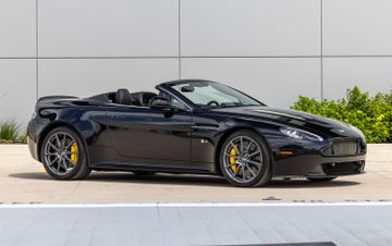 Aston Martin V12 Vantage S Roadster, 2017