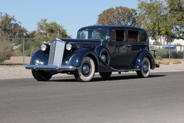 Packard Twelve Limousine, 1937