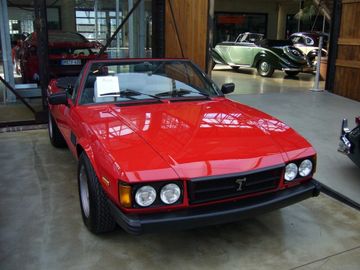 De Tomaso Longchamp Spyder specs