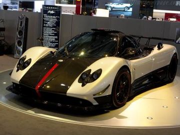 Pagani Zonda Cinque specs