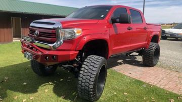 Toyota Tundra SR5 Pickup, 2014