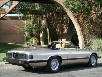 JAGUAR XJS CONVERTIBLE, 1992