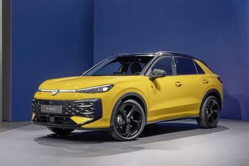 VW T-Roc 1.5 eTSI (Mk II 150PS) specs