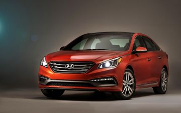 Hyundai Sonata 2.0T (Mk VII) specs