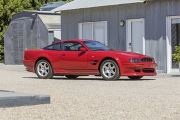 Aston Martin V8 Vantage V550 Coupe رقم تعريف المركبة SCFDAM2S8RBL70040، 1995