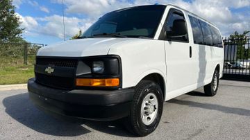 Chevrolet Express 2500 Van, 2011