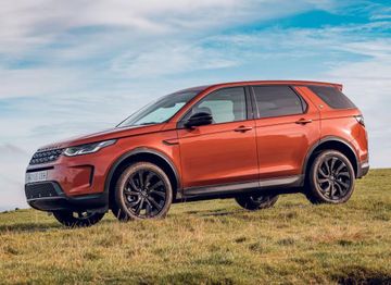Land Rover Discovery Sport P200 AWD specs