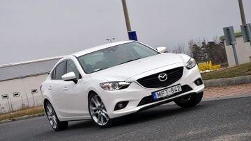 Mazda 6 2.5 SkyActiv-G specs