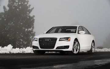 Audi A8 L 3.0 TDI (D4 250 PS) specs