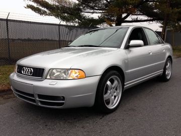 Audi S4, 2001