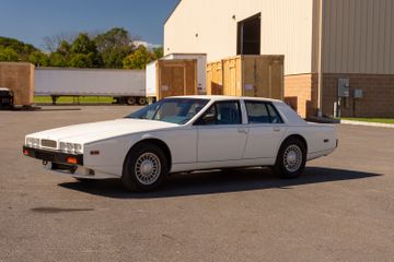 Aston Martin Lagonda Series IV Saloon VIN. SCFDL01S4KTL13581, 1989