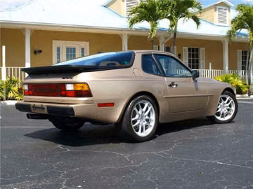 PORSCHE 944 2 DOOR COUPE, 1987