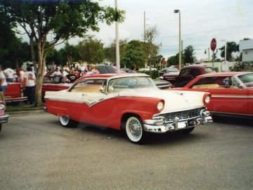 Ford Crown Victoria, 1956