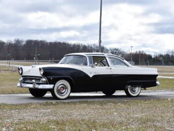 Ford Fairlane Crown Victoria, 1955